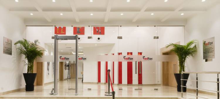 红狐狸柠檬树酒店，德拉敦(Red Fox by Lemon Tree Hotels, Dehradun)图片