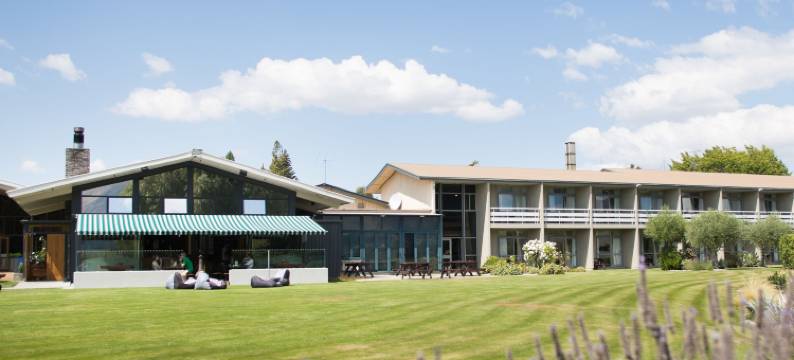 瓦娜卡湖酒店(Wanaka Hotel)图片