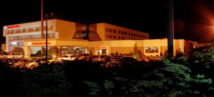 费耶特维尔希尔顿逸林酒店(DoubleTree by Hilton Hotel Fayetteville)图片