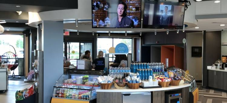 锡达拉皮兹威斯达尔希尔顿Tru酒店(Tru by Hilton Cedar Rapids Westdale)图片