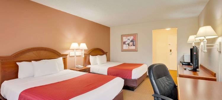 普罗沃华美达酒店(Ramada by Wyndham Provo)图片