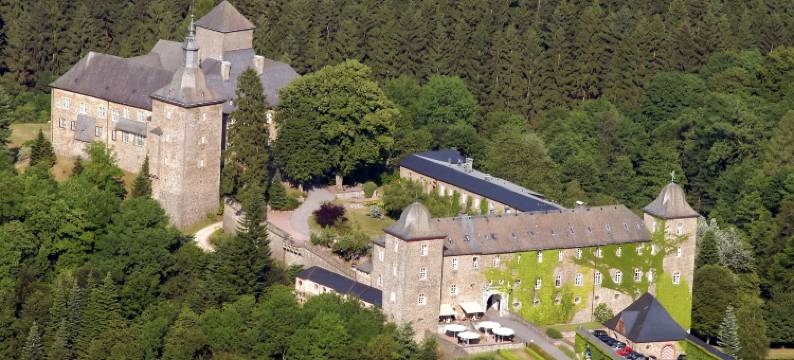 爱诗诺兰伯格酒店(Hotel Und Restaurant Burg Schnellenberg)图片
