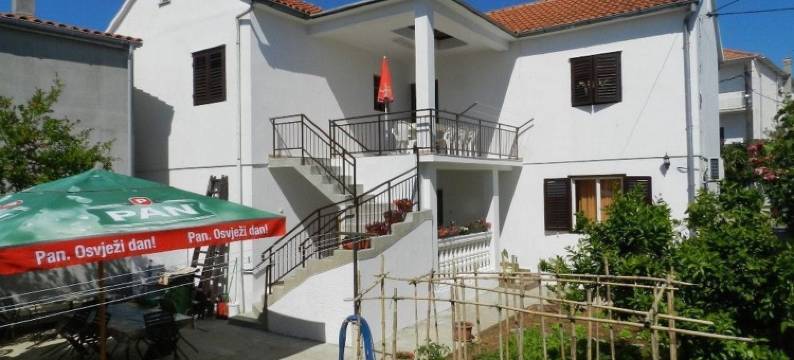 伊威卡公寓酒店(Rooms Ivica Vodice)图片