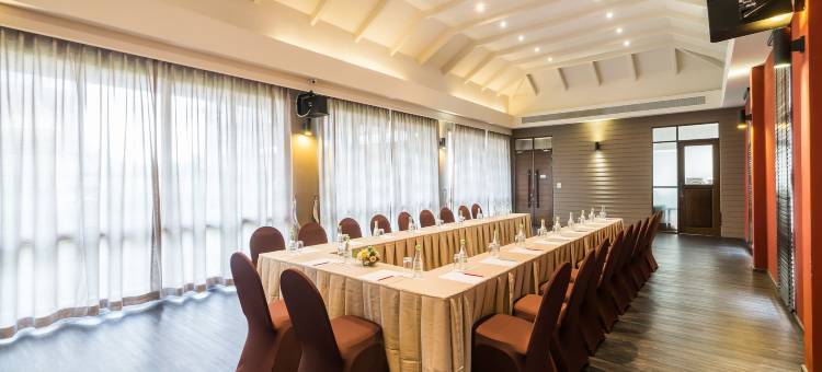 华欣艾瑞斯特酒店(Ayrest Hua Hin Hotel)图片