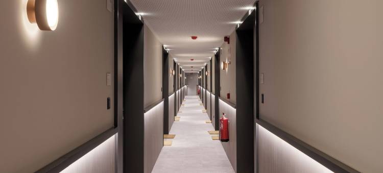 limehome 马德里乌尔塔多德门多萨街(Limehome Madrid Calle de Juan Hurtado de Mendoza)图片