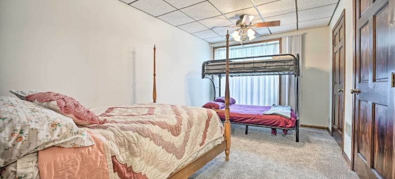 拥有湖泊通道和院子的华丽不来梅家庭(Gorgeous Bremen Home with Lake Access and Yard!)图片