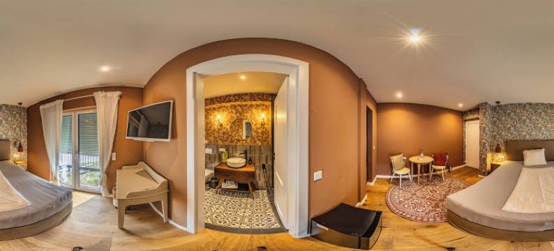 阿尔温施普雷维森乡村别墅酒店(Alwine - Landhaus an den Spreewiesen)图片