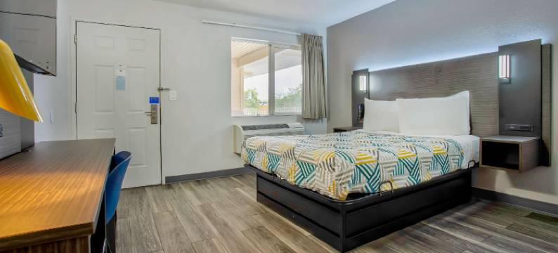 华盛顿里奇兰 - 肯纳威克 6 号汽车旅馆(Motel 6 Richland, WA - Kennewick)图片