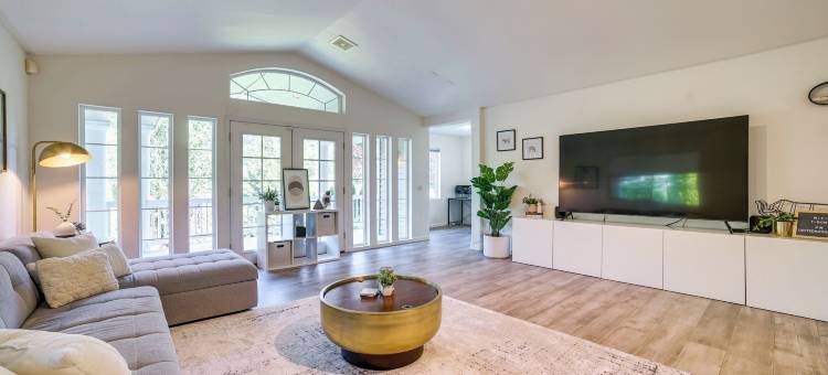 靠近萨马米什州立公园的伊萨夸市度假胜地!(Issaquah Retreat Near Lake Sammamish State Park!)图片