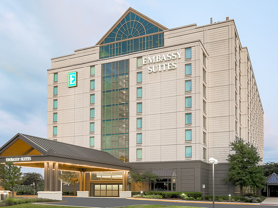 朗伯德希尔顿安泊酒店