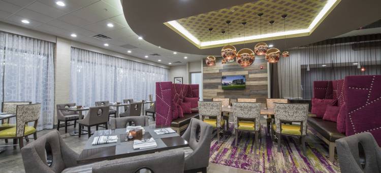 温斯顿塞勒姆大学希尔顿逸林酒店(DoubleTree by Hilton Winston Salem - University)图片