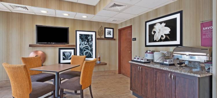 欢朋亨廷顿/巴伯斯维尔酒店(Hampton Inn Huntington/Barboursville)图片