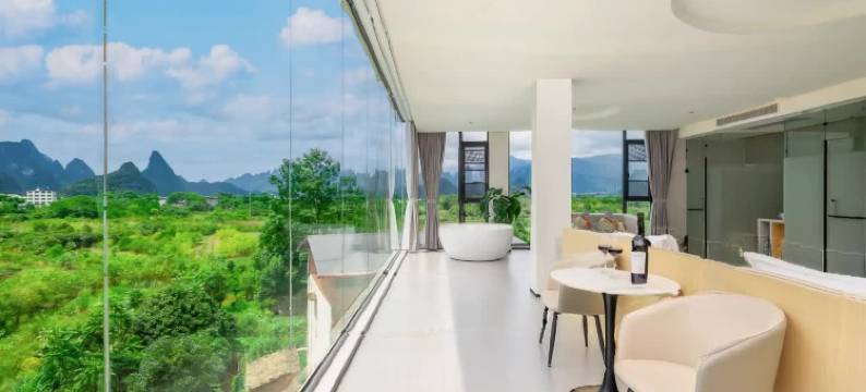 隐田居·全景轻奢酒店(二十元背景风景区店)图片