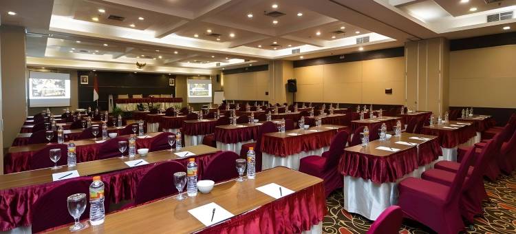 玛琅卡克拉大酒店(Grand Cakra Hotel Malang)图片