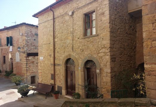 Tuscan Hilltop Getaway Hotel Overview