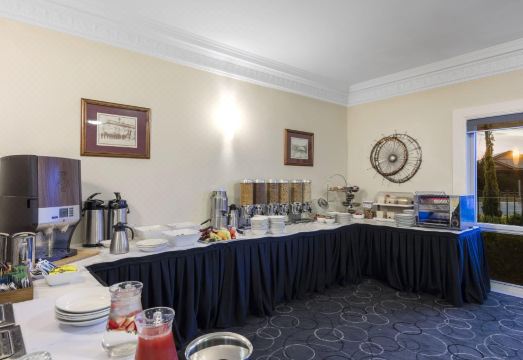 Mercure Wagga WaggaHotel Overview