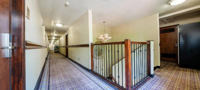 区酒店 - 由OYO波特兰会议中心管理(District Hotel by OYO Portland Convention Center)图片