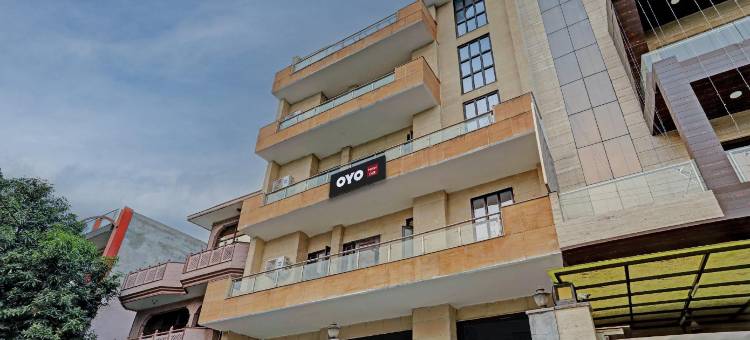 Townhouse Dsr Sector 19图片