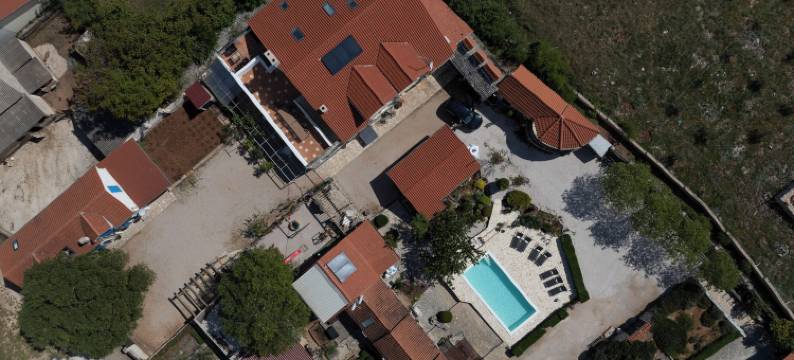 卡尔皮奇套房及别墅(Kalpic Suites & Villa)图片