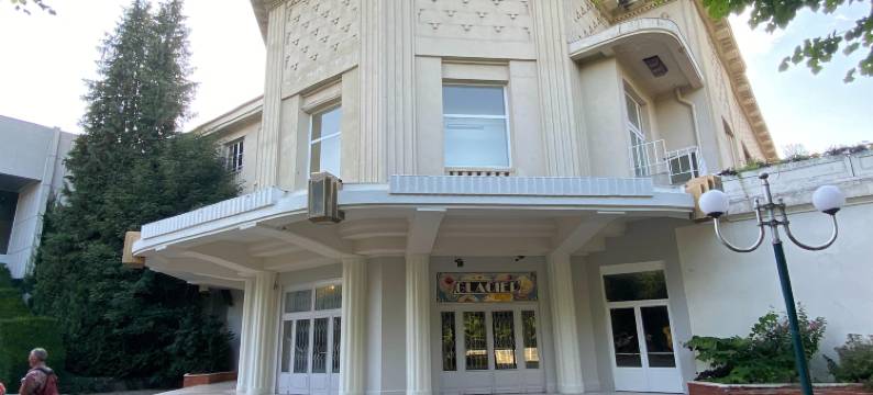 Charming appartement with roof terrace in Vittel图片