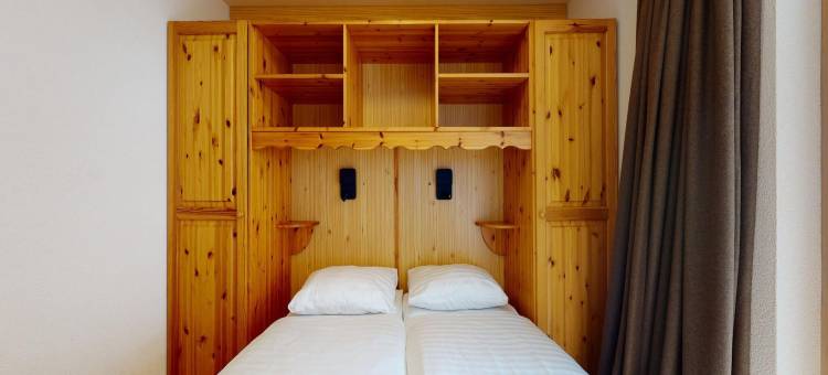 Snug apartment with balcony图片