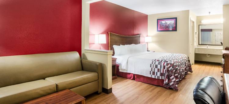 威利斯北康罗红顶酒店(Red Roof Inn Conroe North - Willis)图片