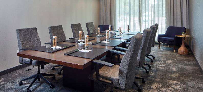 明尼阿波利斯西部万豪万怡酒店(Courtyard Minneapolis West)图片