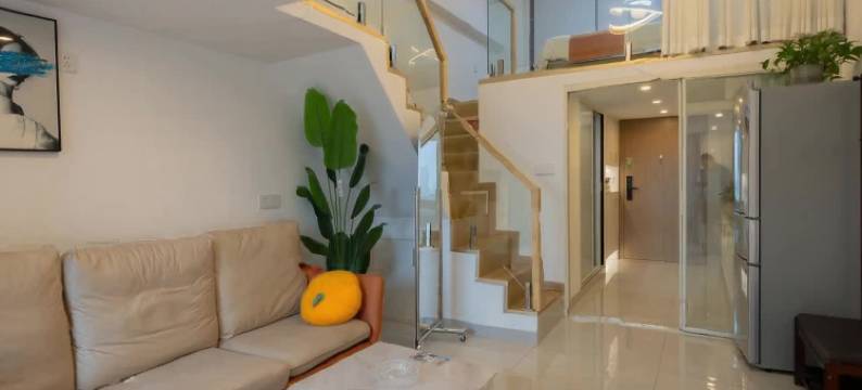 程龙·畅享轻奢影院loft民宿(南昌高新大道地铁站华润万象汇店)图片