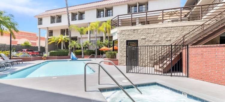 尔湾光谱贝斯特韦斯特优质酒店(Best Western Plus Irvine Spectrum Hotel)图片