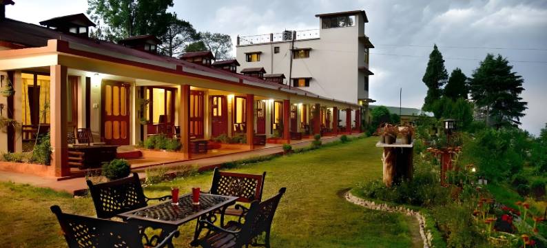 索莫特尔拉尼克特高地度假村(Xomotel Ranikhet Heights)图片