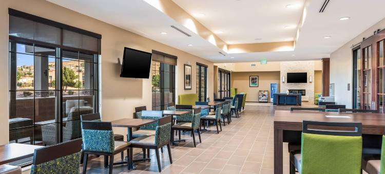 锡安公园区舒适套房酒店(Comfort Inn & Suites Zion Park Area)图片