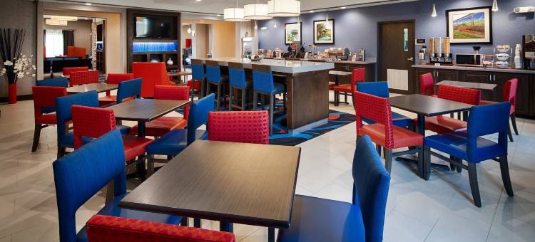 阿德莫尔贝斯特韦斯特优质套房酒店(Best Western Plus Ardmore Inn  Suites)图片