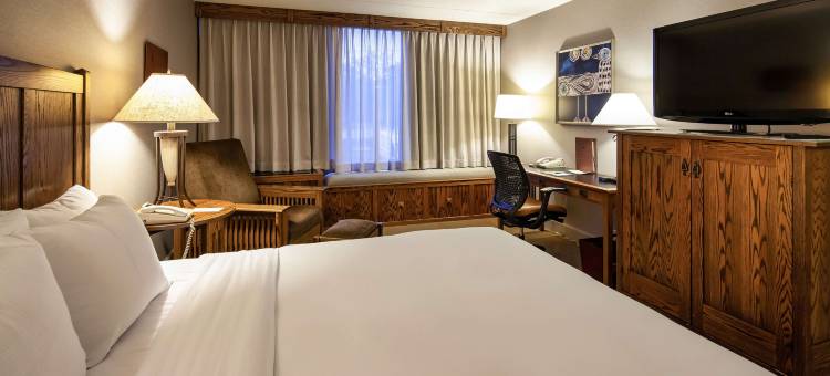 利伯蒂维尔-芒德莱恩希尔顿逸林酒店(DoubleTree by Hilton Hotel Libertyville - Mundelein)图片