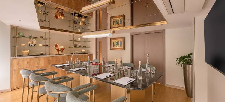 拉西埃斯塔高级湖畔酒店(La Siesta Premium Lakeside)图片