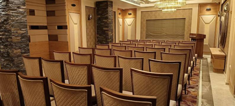 Presidium Sarovar首映达尔豪斯(Presidium Sarovar Premiere Dalhousie)图片