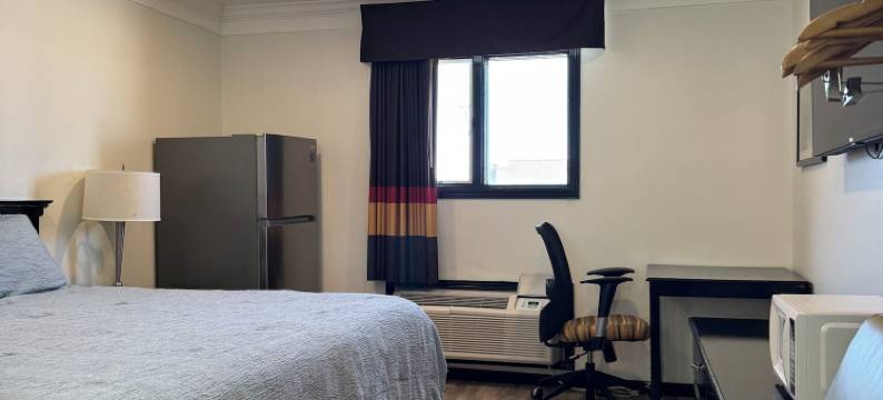 锡夫里弗福尔斯美洲最佳价值套房酒店(Americas Best Value Inn and Suites Thief River Falls)图片