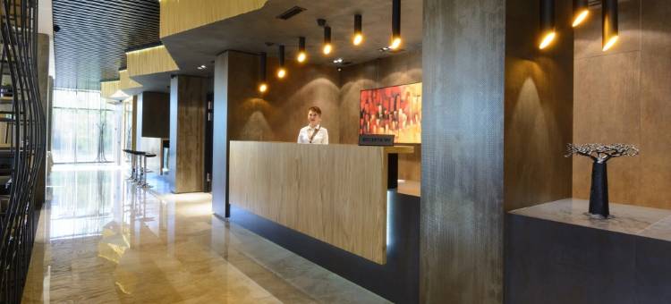 参议员酒店(Hotel Senator)图片