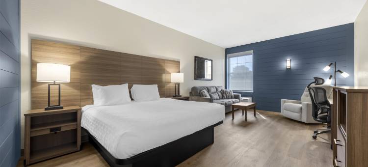 里维尔贝斯特韦斯特优质套房酒店(Best Western Plus Revere Inn  Suites)图片