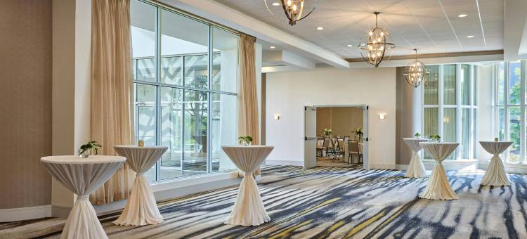 芝加哥威罗布鲁克德尔塔酒店(Delta Hotels Chicago Willowbrook)图片