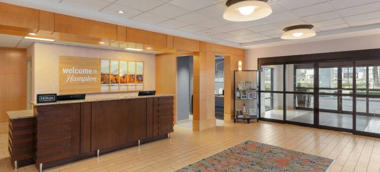 希尔顿欢朋酒店及套房-兰里素里(Hampton Inn & Suites by Hilton Langley-Surrey)图片