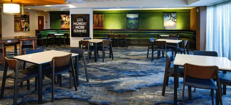 弗多斯塔万枫酒店及套房(Fairfield Inn & Suites Valdosta)图片