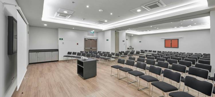 莱昂会议中心万豪城市快捷青年酒店(City Express Junior by Marriott León Centro de Convenciones)图片