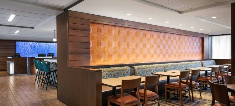 洛杉矶国际机场/埃尔塞贡多万枫酒店(Fairfield Inn & Suites by Marriott Los Angeles LAX/El Segundo)图片