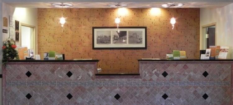 坦帕中心拉昆塔温德姆套房酒店(La Quinta Inn & Suites by Wyndham Tampa Central)图片