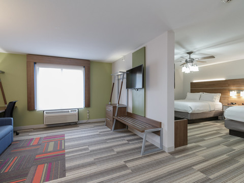 智选假日套房酒店南湾 - 巴黎圣母院UNIV。