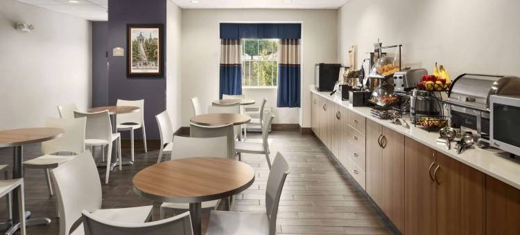 林奇堡温德姆麦客达套房酒店(Microtel Inn & Suites by Wyndham Lynchburg)图片