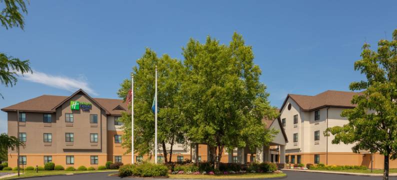 智选假日套房酒店布拉德利机场(Holiday Inn Express & Suites BRADLEY AIRPORT by IHG)图片