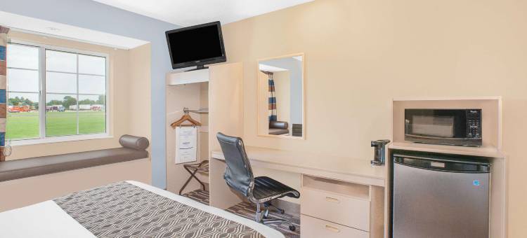 克利尔莱克温德姆麦客达套房酒店(Microtel Inn & Suites by Wyndham Clear Lake)图片