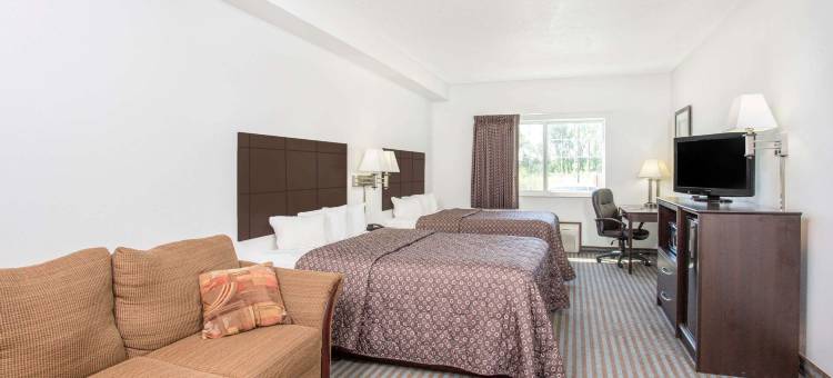 锡达福尔斯温德姆速8酒店(Super 8 by Wyndham Cedar Falls IA - University)图片