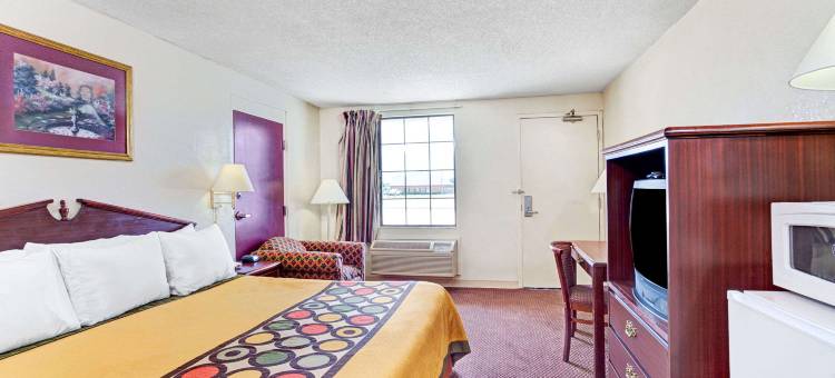 克拉克斯维尔东速8酒店(Super 8 by Wyndham Clarksville East)图片